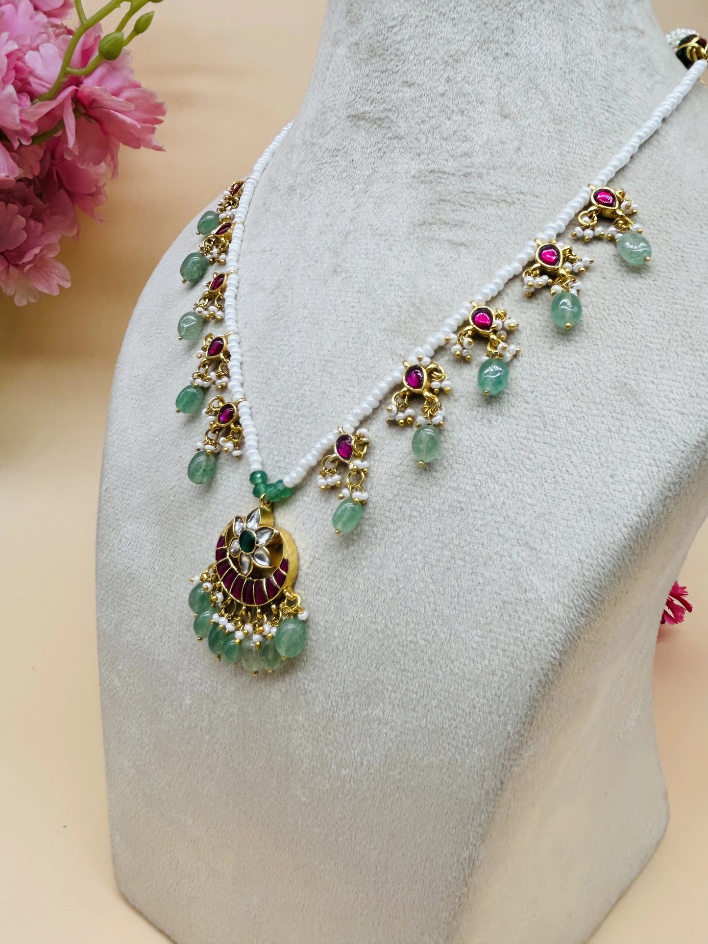 JADAU KUNDAN NECKLACE