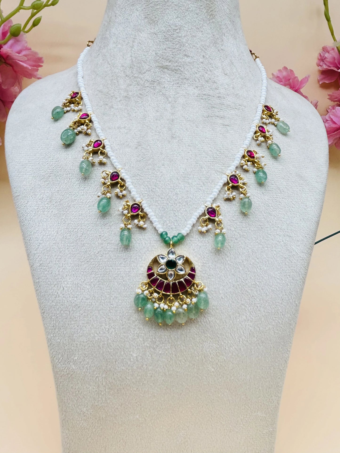 JADAU KUNDAN NECKLACE