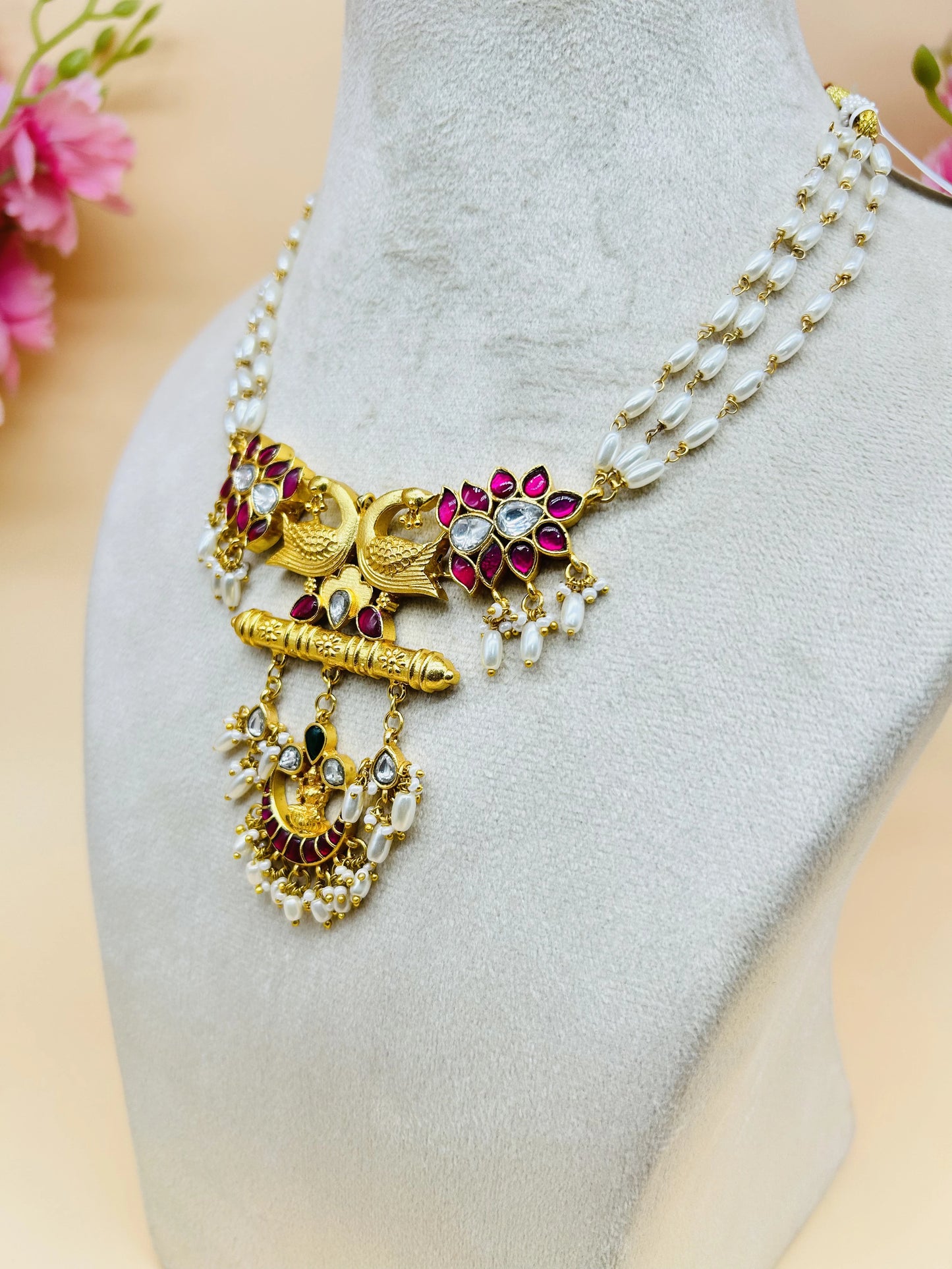 LAXMI KUNDAN NECKLACE SET