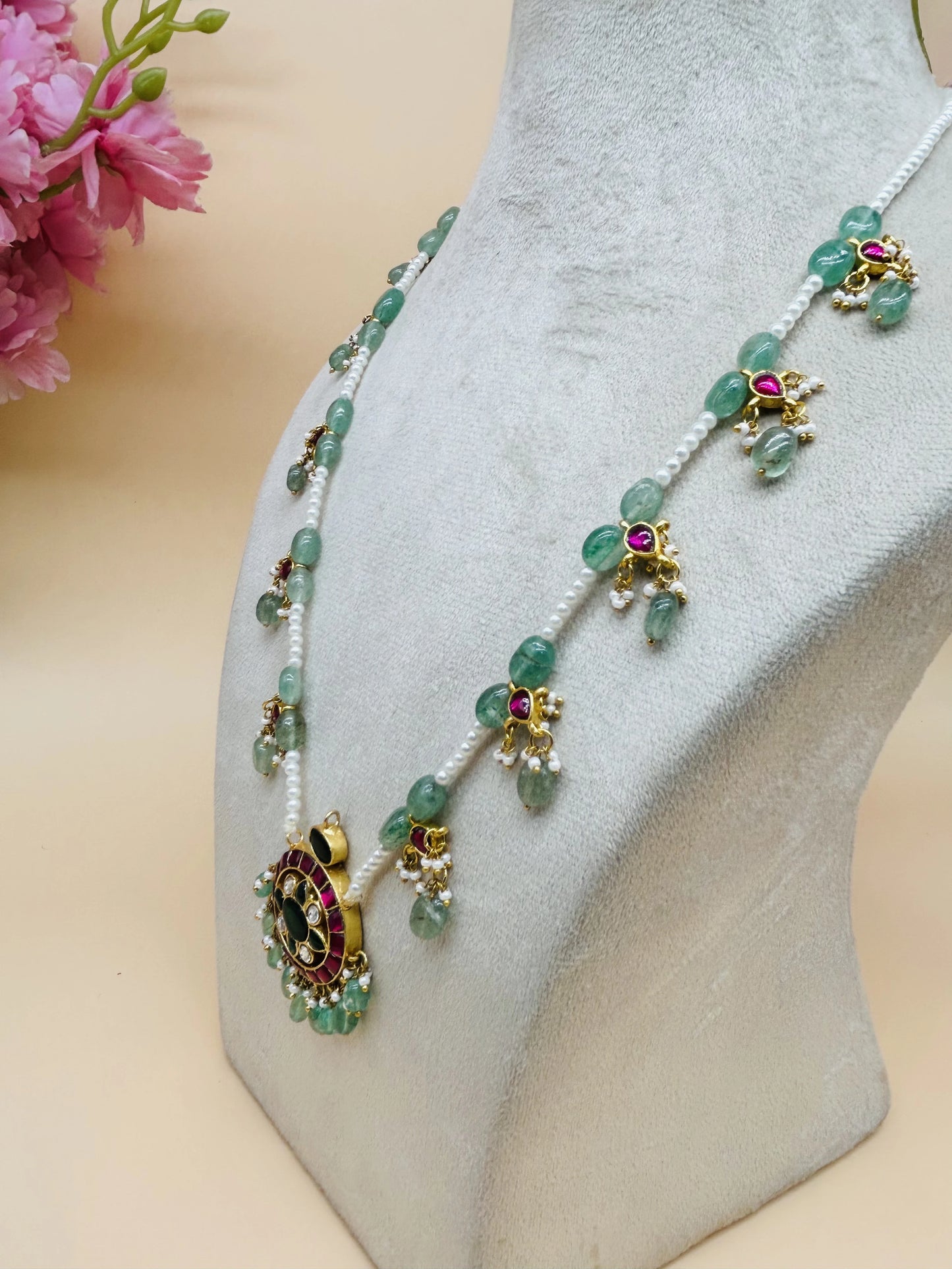 PENDANT KUNDAN NECKLACE