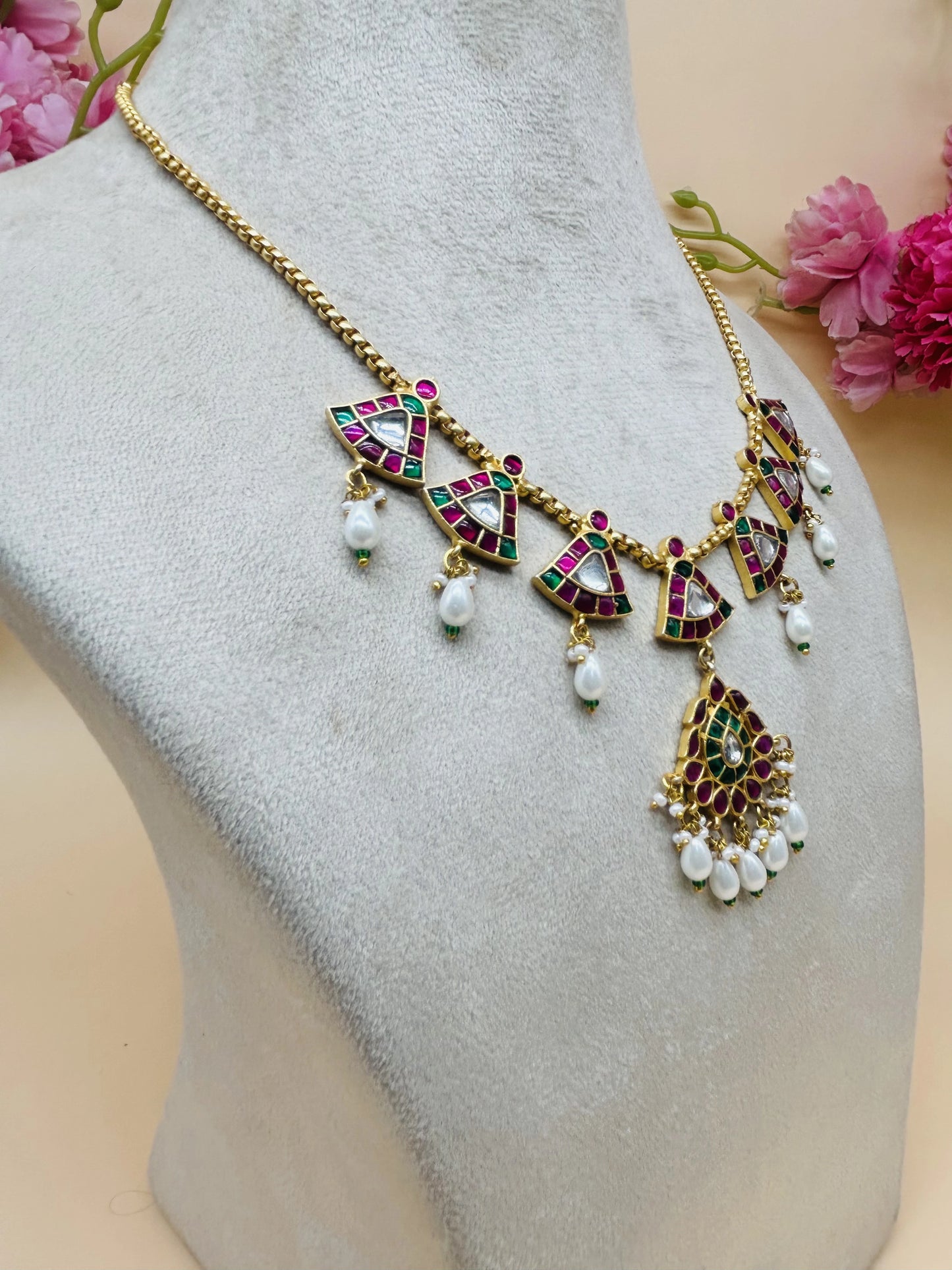 JADAU CHAND KUNDAN NECKLACE
