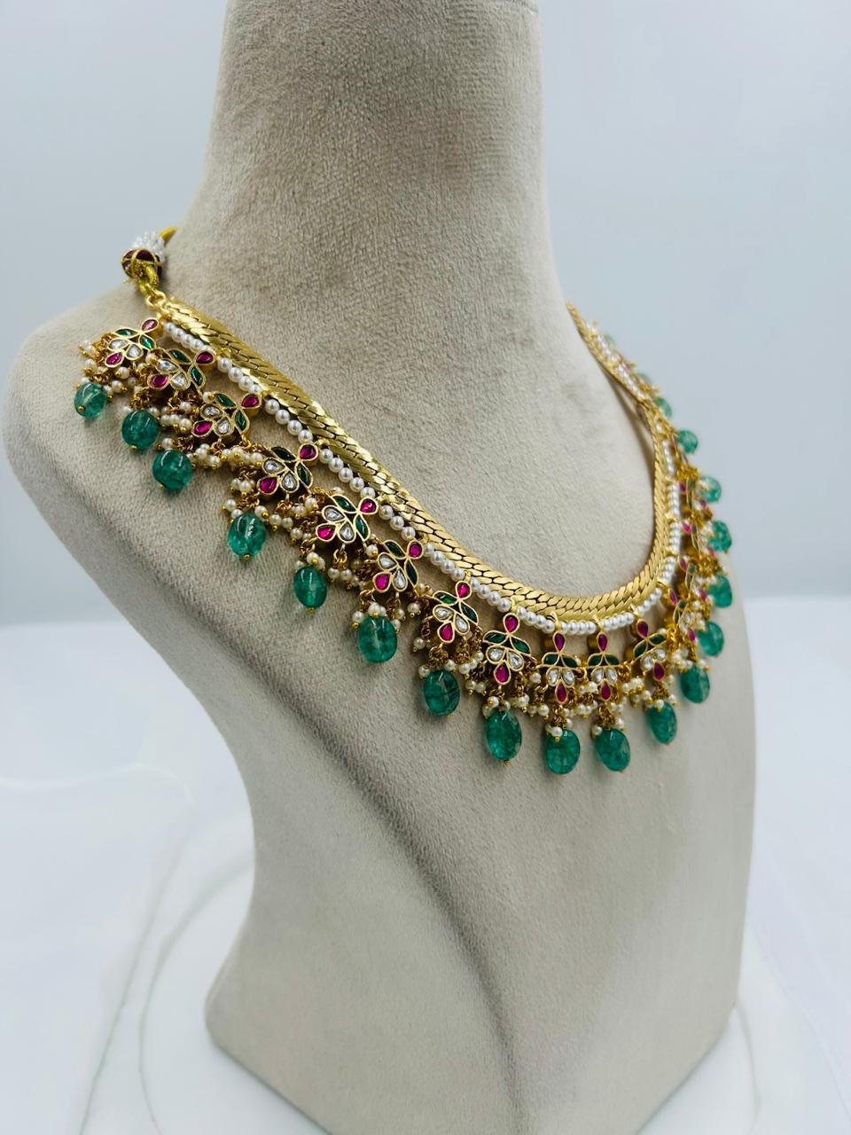 JADAU KUNDAN NECKLACE