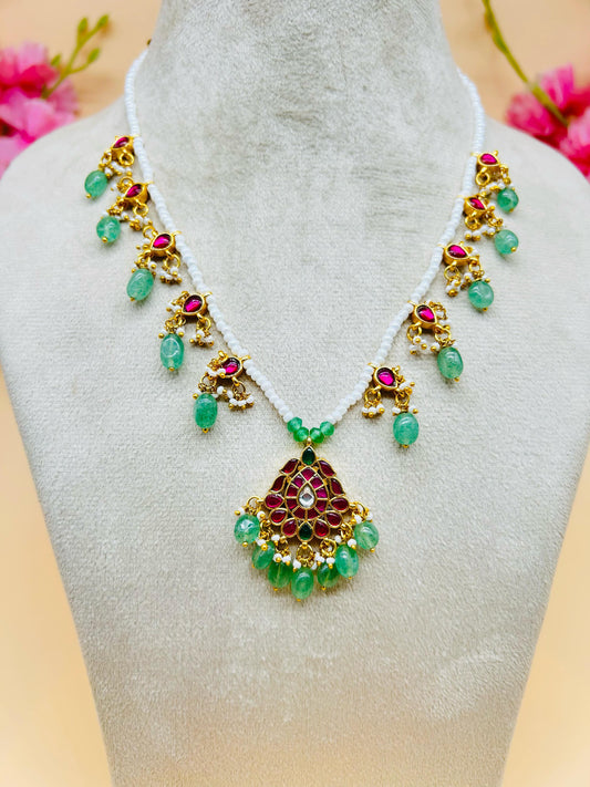 PENDANT KUNDAN NECKLACE