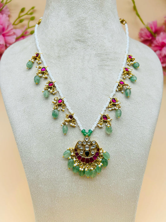SINGLE LAYER CHAND NECKLACE