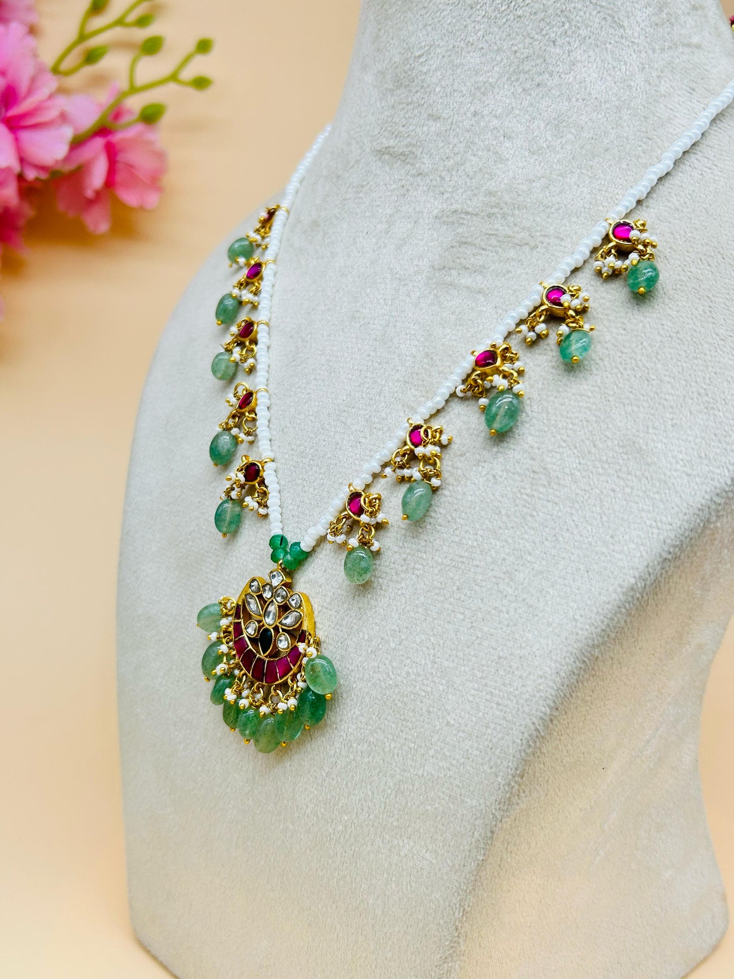 SINGLE LAYER CHAND NECKLACE