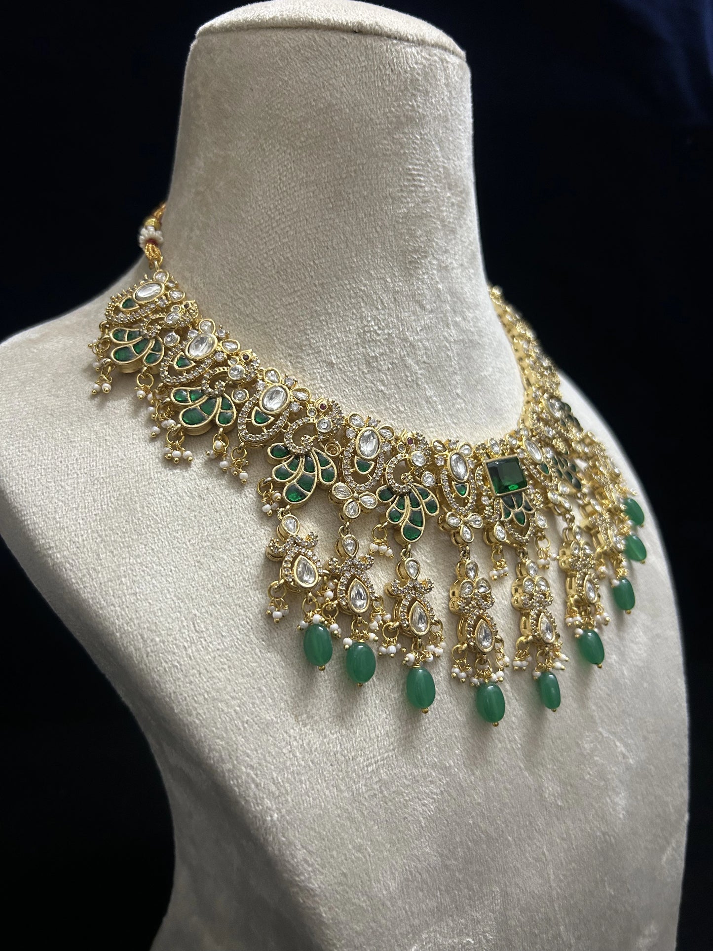 JADAU AND AD NECKLACE SET