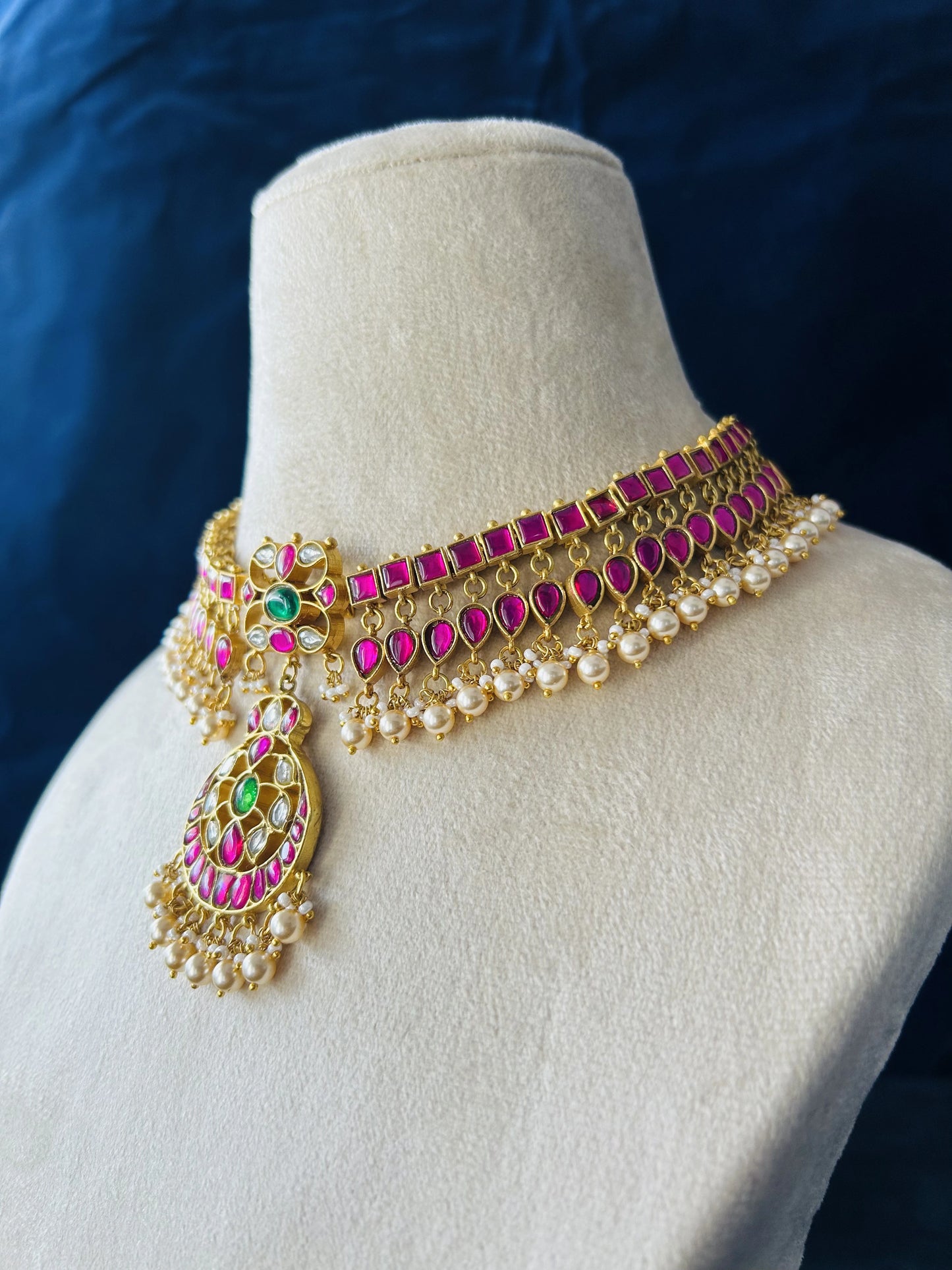 KUNDAN NECKLACE SET