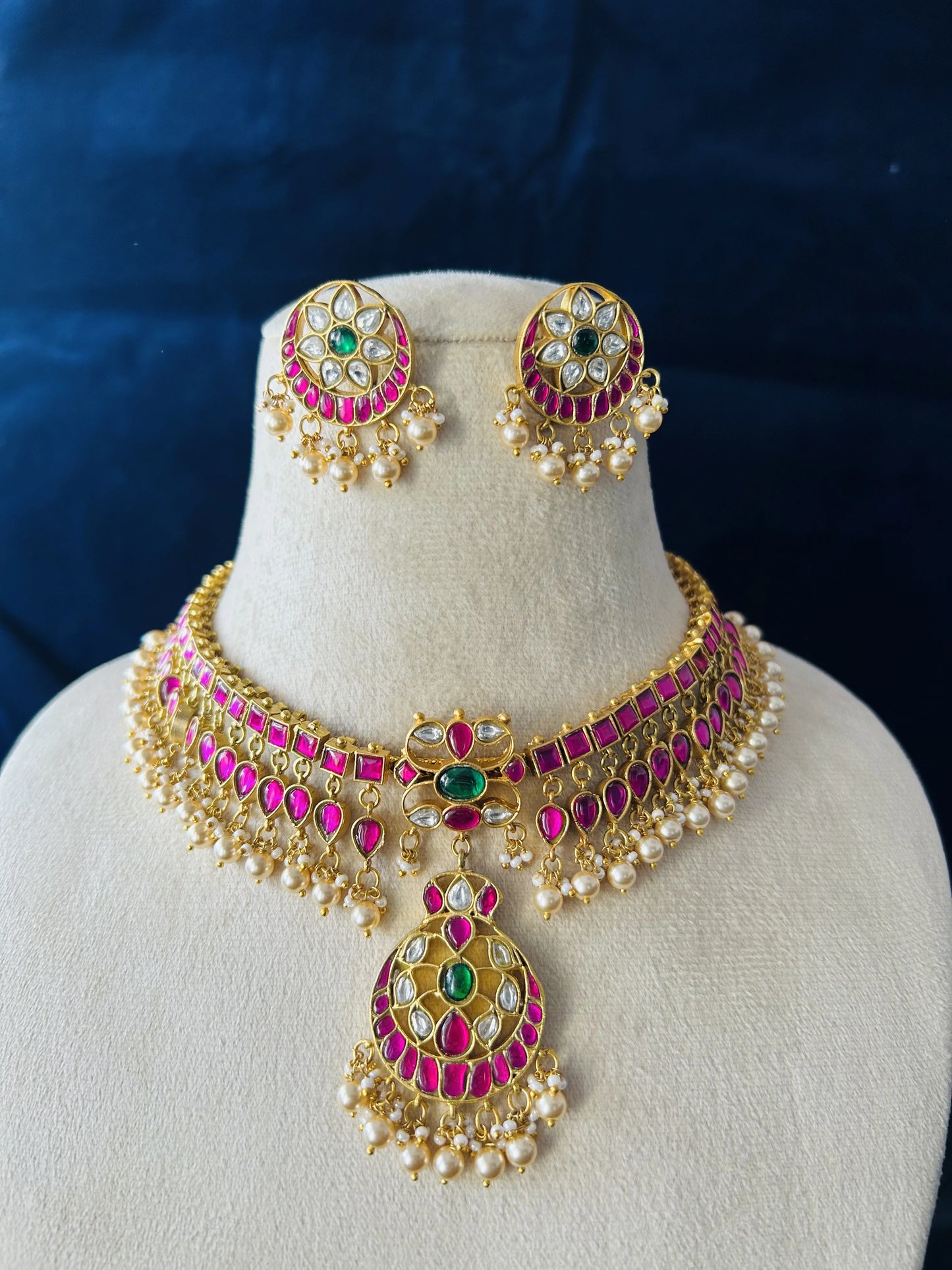 KUNDAN NECKLACE SET