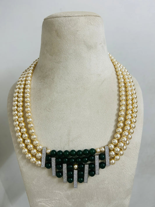 BEADS AD FASHION NECKLACE