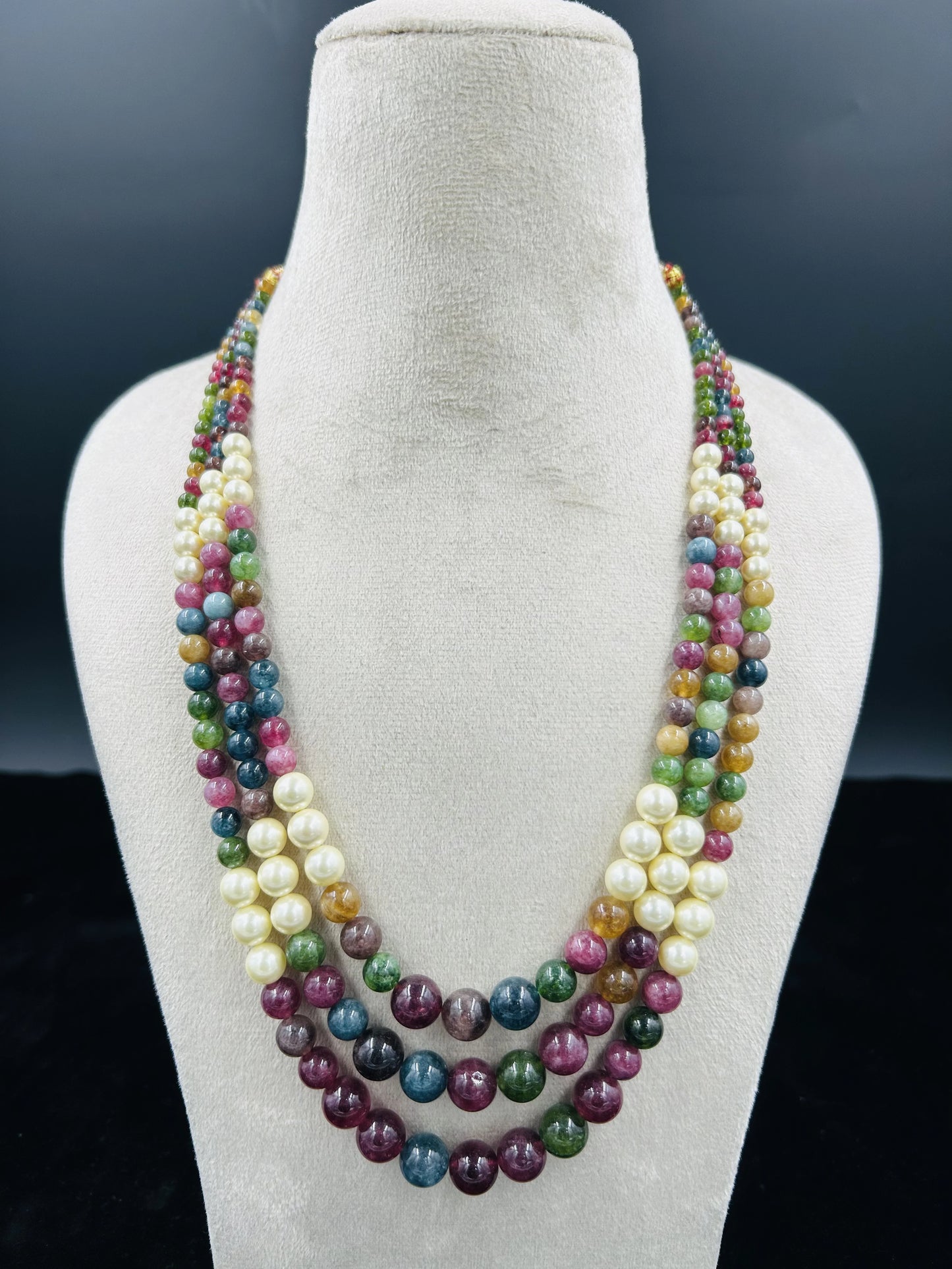 MULTI COLOUR NECKLACE