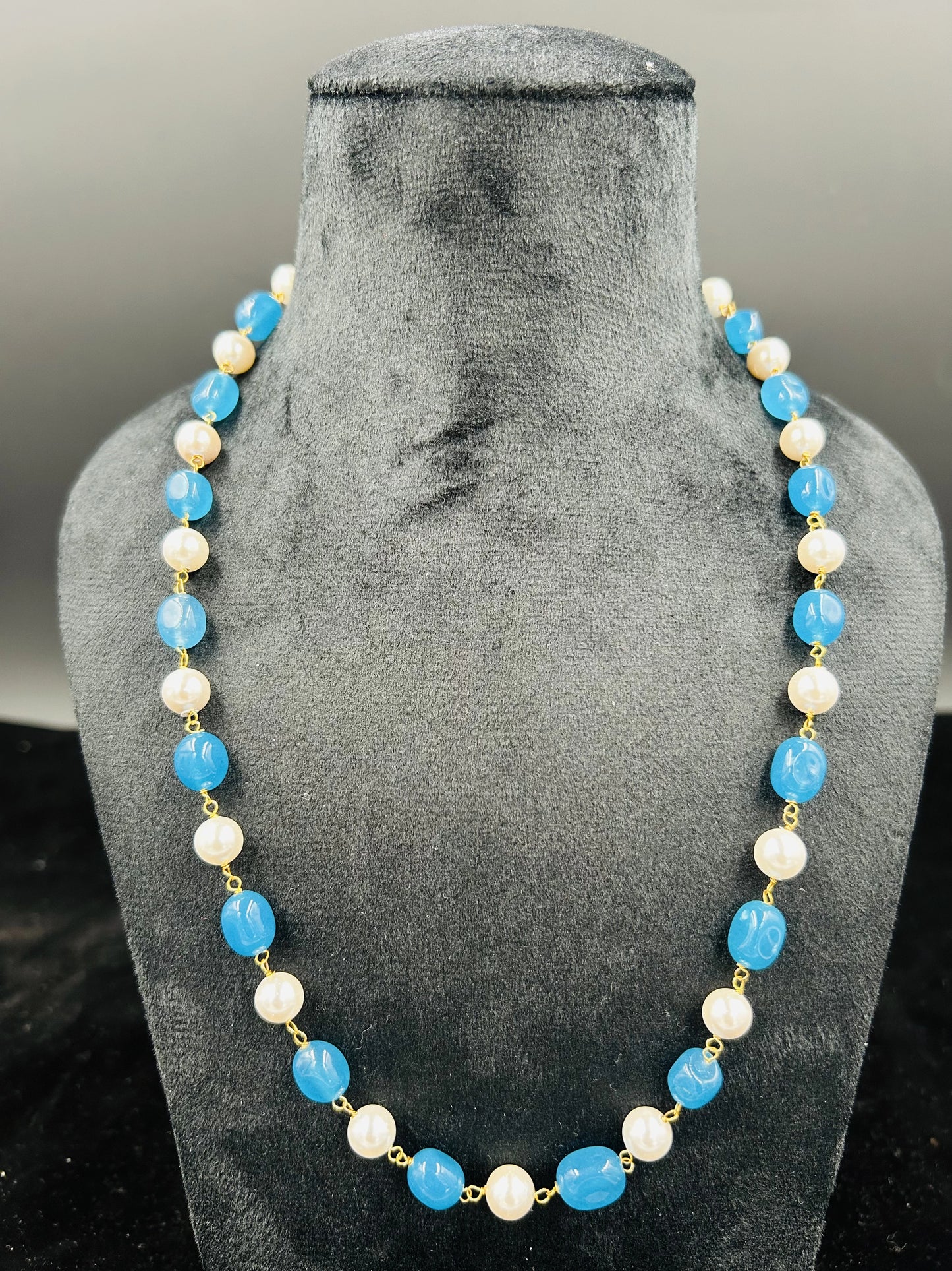 AATI SINGLE LINE NECKLACE