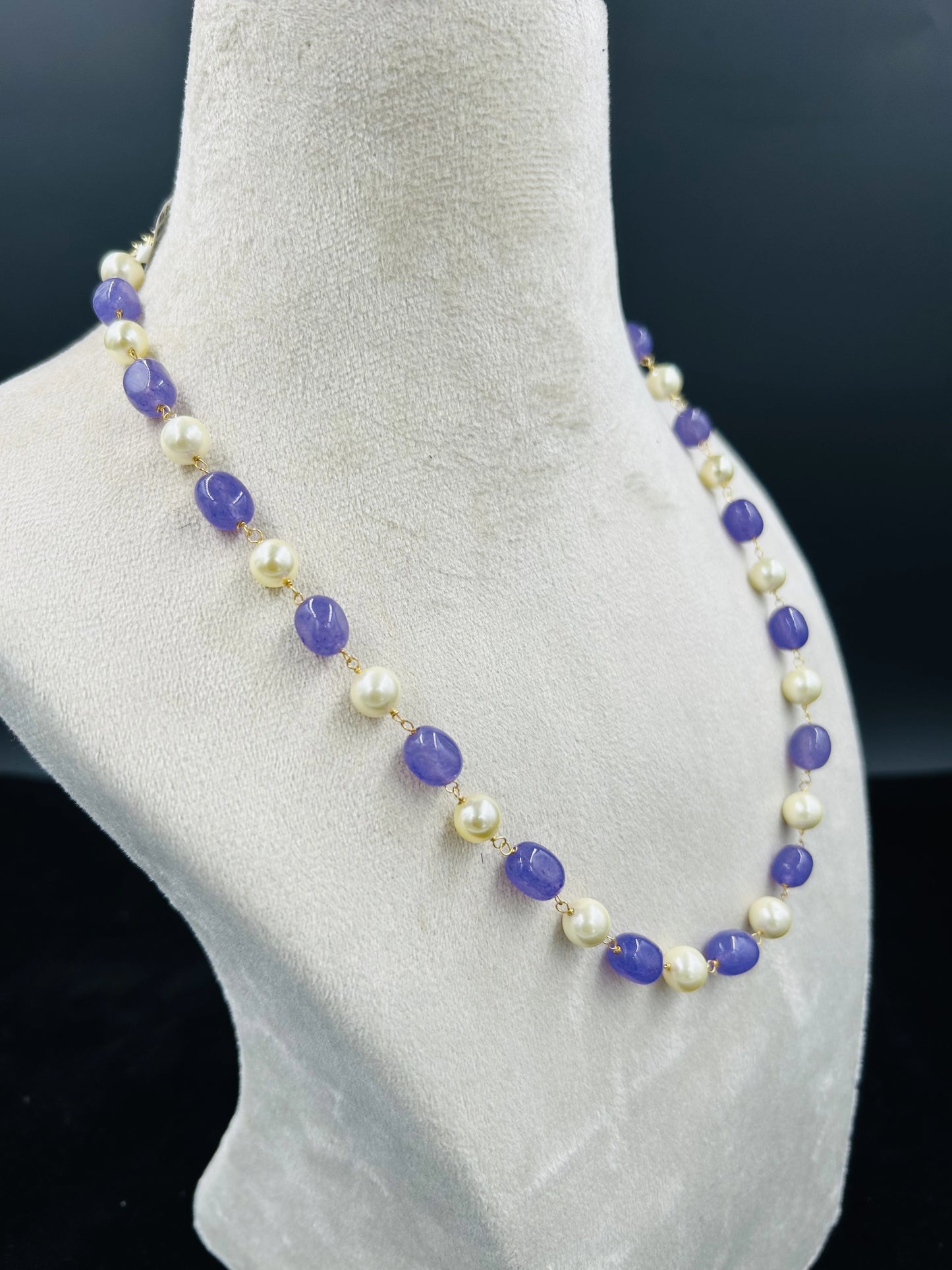 AATI SINGLE LINE NECKLACE
