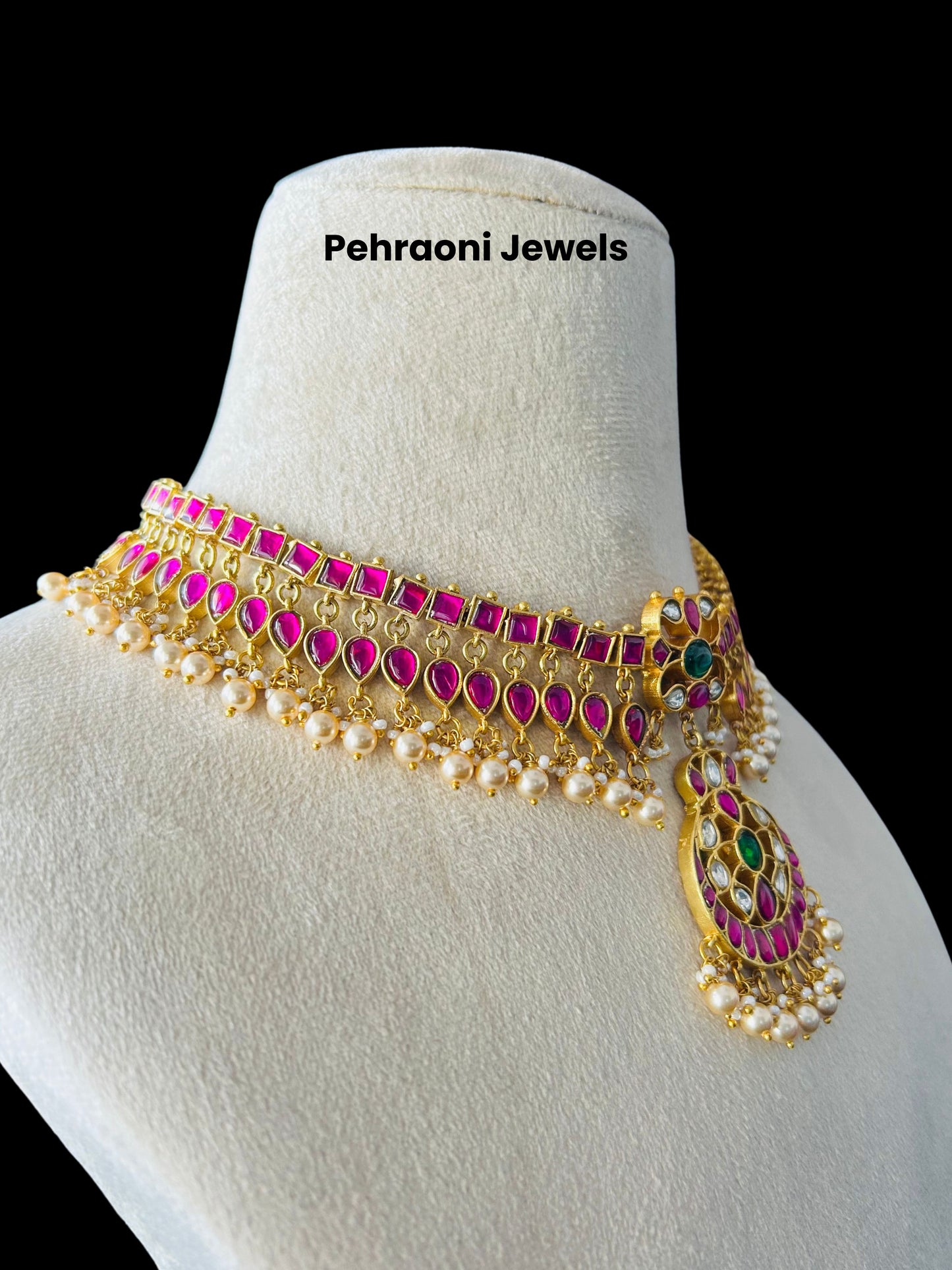 KUNDAN NECKLACE SET